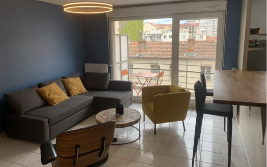 Appartement 3 pièces Proche Gratte Ciel Villeurbanne