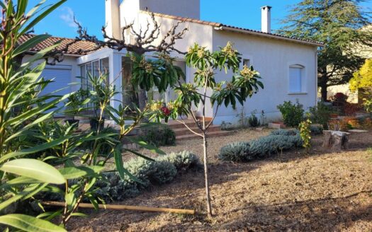 Villa très calme près centre