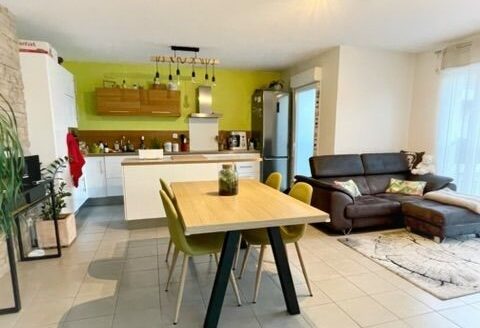 Appartement 3 pièces 67m² avec balcon de 18m² + garage à Meyzieu