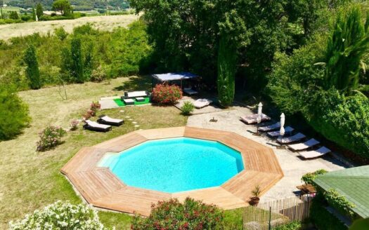 Vente maison 362 m² Mirabel-Aux-Baronnies (26110)