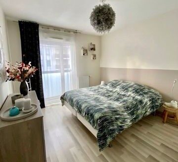 Appartement 3 pièces 67m² avec balcon de 18m² + garage à Meyzieu