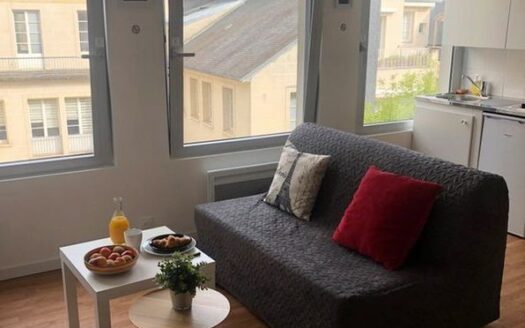 3 appartements pour location saisonnière sur le même palier après division (idéal pour le D-Day 24)