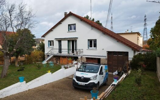 Maison familiale sur grand terrain