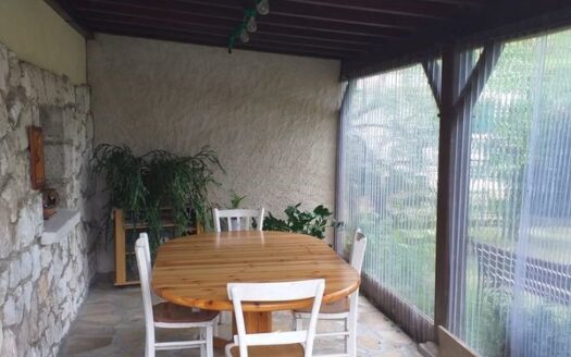 Maison individuelle avec jardin