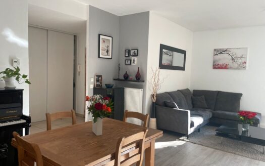 Appartement T4 – quartier Bron Eglise