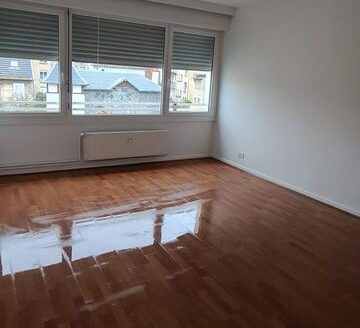 Bel appartement F2 à Queuleu