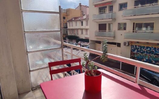 Studio 35m2 avec terrasse – 169000