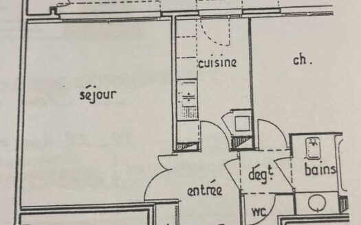 Superbe T2 51M2 avec Terrasse Parking Quartier Recherché