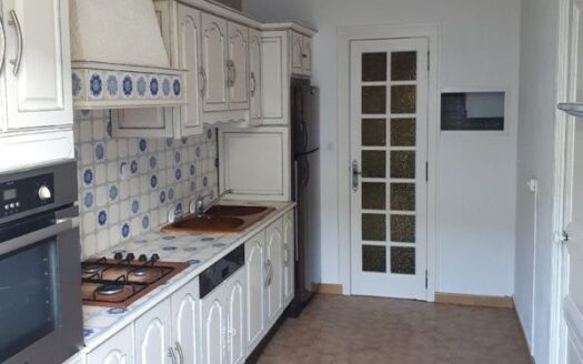 IDEAL FAMILLE OU PRIMO ACCEDANT Maison de ville JARNAC 150m²