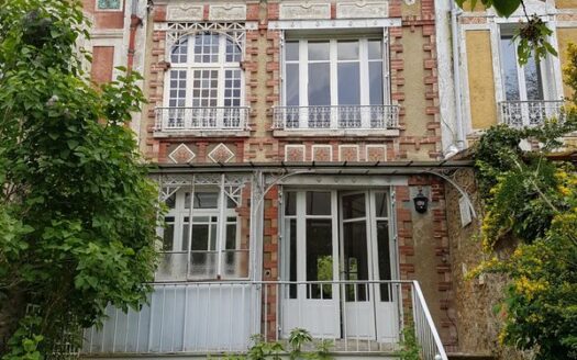 Vente maison de caractère architecte Théophile Bourgeois en bord de Seine à Poissy