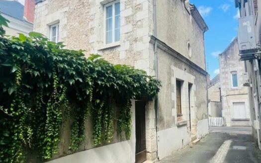 Maison de caractère sur rue piétonne – Immeuble de centre ville – PERLE RARE