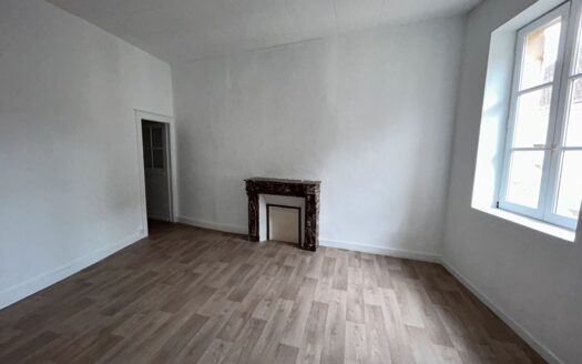 IDEAL INVESTISSEUR Murs d’une banque à vendre avec un appartement de fonction