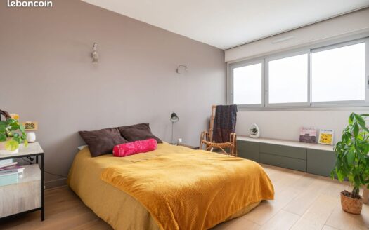 Appartement 4 pièces 86 m2 – au pied du métro Garibaldi