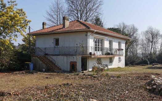 Maison de Caractère avec Potentiel Exceptionnel – Projet de Rénovation