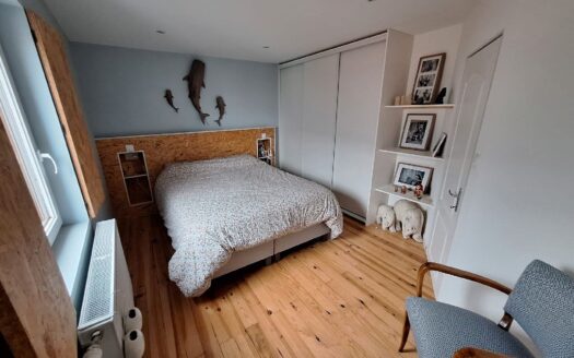 Vends maison 203 m² , 8 pièces