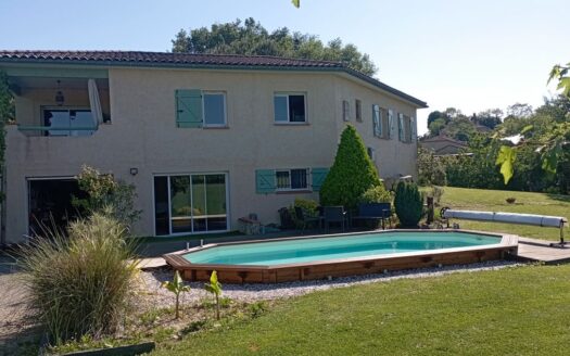 Villa 6 pièces de 140m²