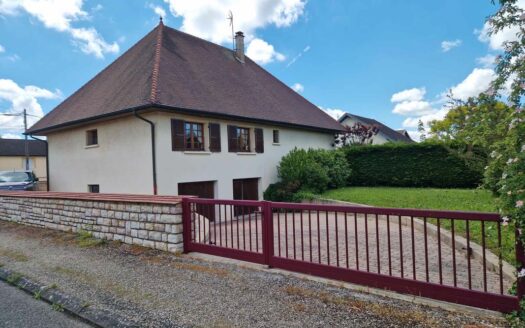 Belle Maison Idéal  Famille. TAVAUX.