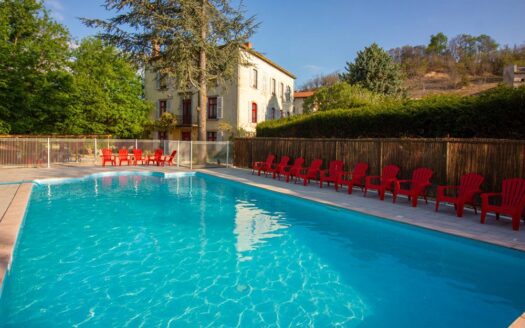 Maison de maître avec chambres d’hôtes et camping