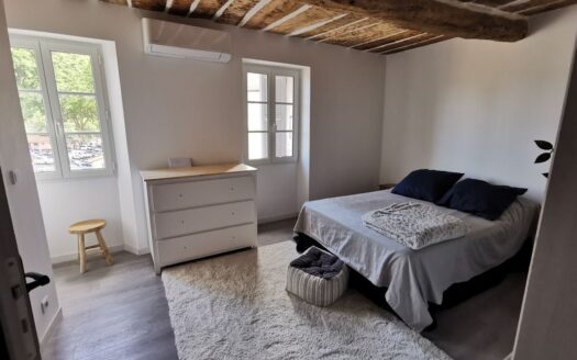 1/3  Maison de Village 4 pièces – 90 m² – Coeur de Village – Villeneuve-Loubet