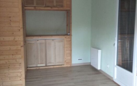 Maison (90 m2)+appartement (45m2) le tout entièrement rénové