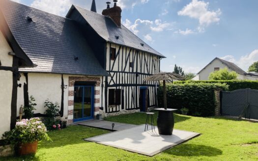 Maison normande longère de charme Roumare centre bourg