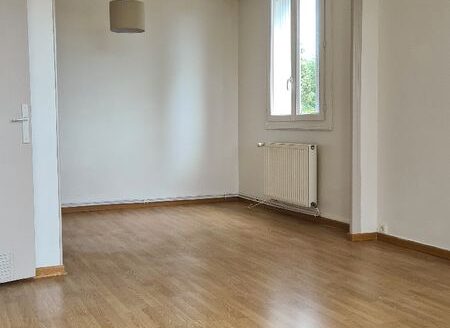 Appartement F3 68m2 proche centre ville