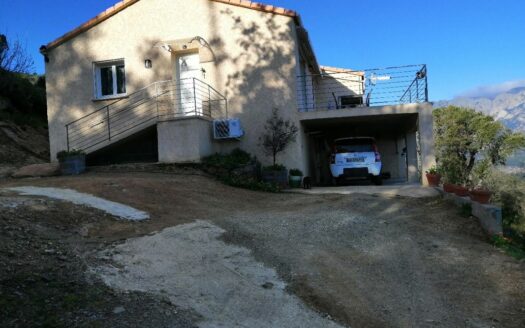 Maison vue panoramique à Sari-Solenzara