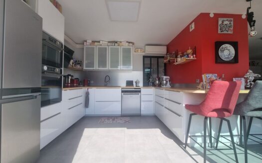 1/5  Appartement T4 duplex