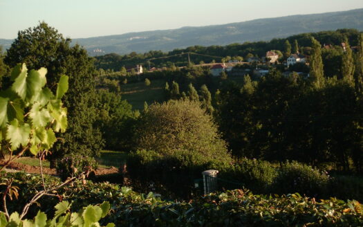 Terrain à bâtir avec construction existante d’environ 40 m²