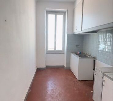 Appartement t2/3 à rénover