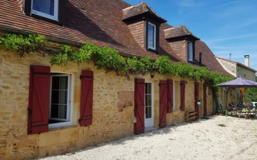 Charmante Maison Périgourdine en Pierres entièrement restauré