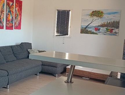 Appartement T3 en dernier étage avec terrasse et parking à PALAVAS