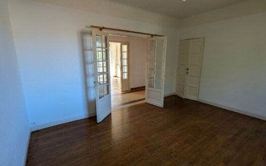 Grand appartement en bord d’aude