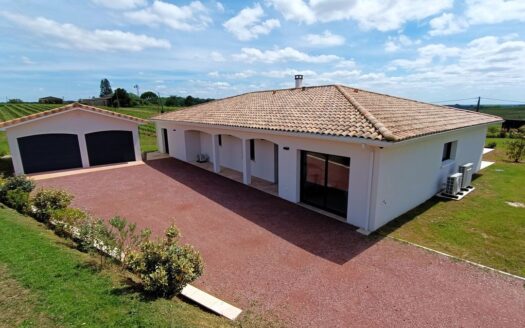 Villa récente de 201m2 avec prestations exceptionnelles, piscine 6×14 et garage 49m2