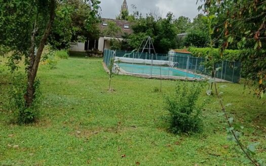 Maison de campagne avec piscine