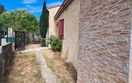 Villa rénovée dans un écrin de verdure