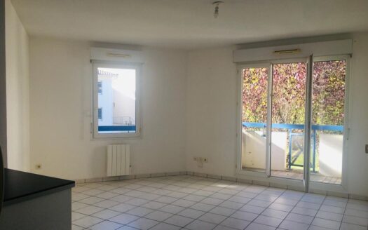 Appartement 2 pièces 41 m2 balcon et parking Mérignac / Bordeaux Mondésir