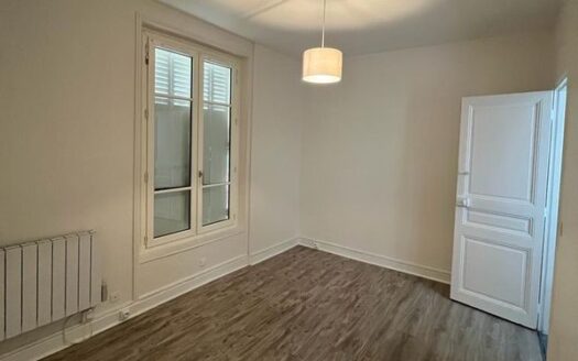 Vente F2 de 37 M2 / Triangle D’Or Enghien-Les-Bains (2min à pied de la Gare)