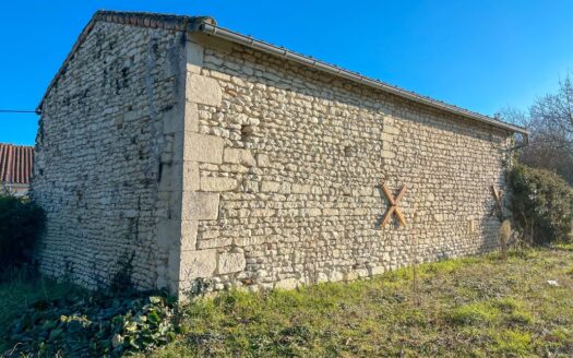 Charmante Grange – Availles-en-Châtellerault