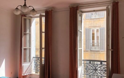 A saisir Appartement haussmanien centre ville toulon