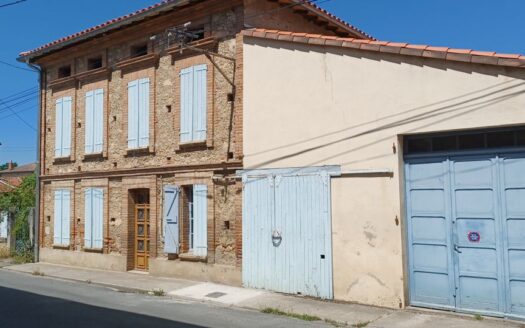 Maison Ancienne T5 LAVAUR CENTRE