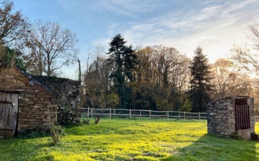 1/3  Maison en pierres à rénover – Vigneux de Bretagne