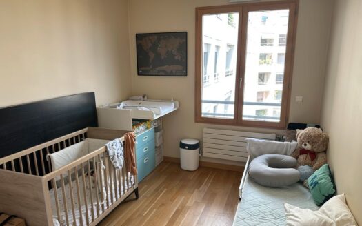 Appartement 3 pièces 73,27 m² Gratte-Ciel avec balcon, garage et cave