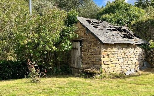 1/3  Maison en pierres à rénover – Vigneux de Bretagne