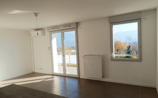 Appartement T3 récent et lumineux de 66 m2 avec garage (en sus)