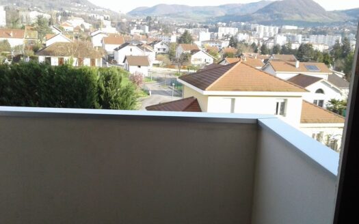 Appartement t4 sur voiron criel