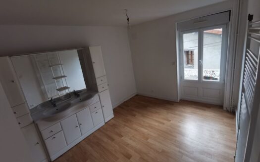 Maison de bourg 4 pièces 77m²