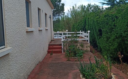 Villa dans le Minervois limite Corbières