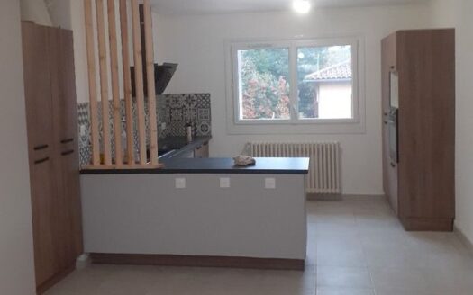 Villa+appart. 200m²