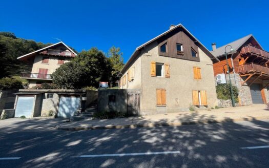 Maison traditionnelle 2 appartements Orcieres Merlette